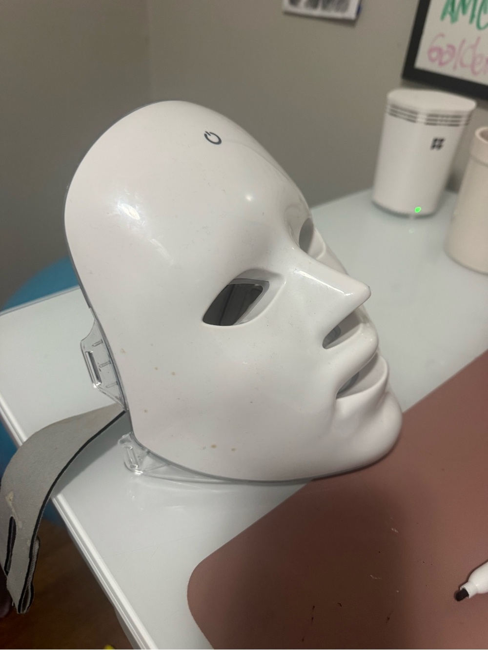 LED Therapy Facial Mask - White